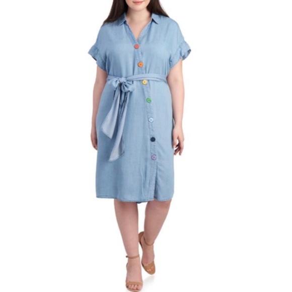Chelsea & Theodore Dresses & Skirts - CHELSEA & THEODORE Rainbow Button Chambray Dress